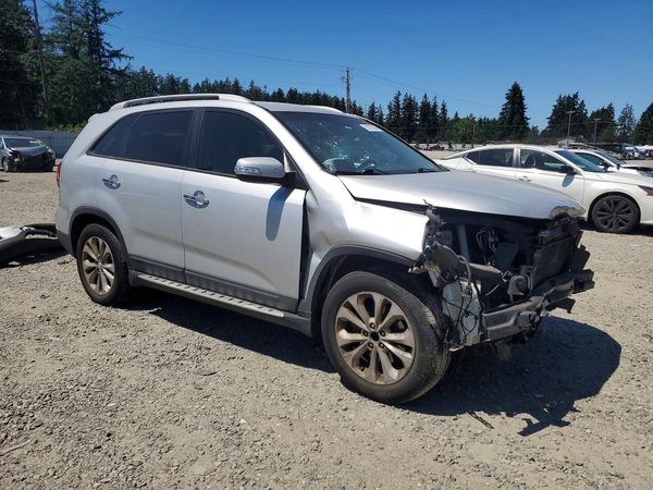 2014 KIA SORENTO EX