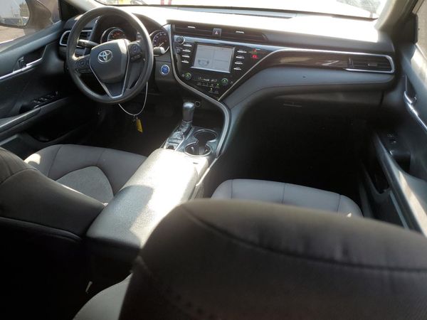 2018 TOYOTA CAMRY