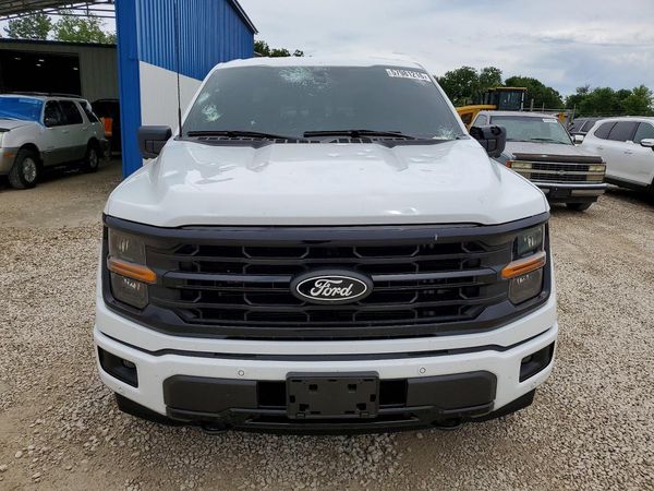 2025 FORD F150