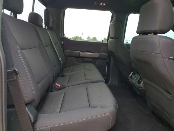 2025 FORD F150