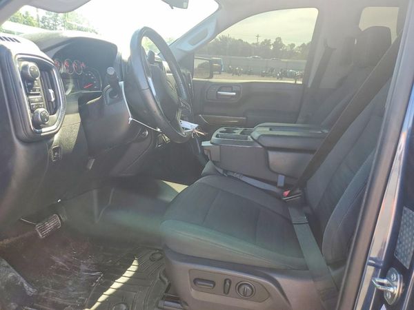 2019 CHEVROLET SILVERADO LT — DENT
