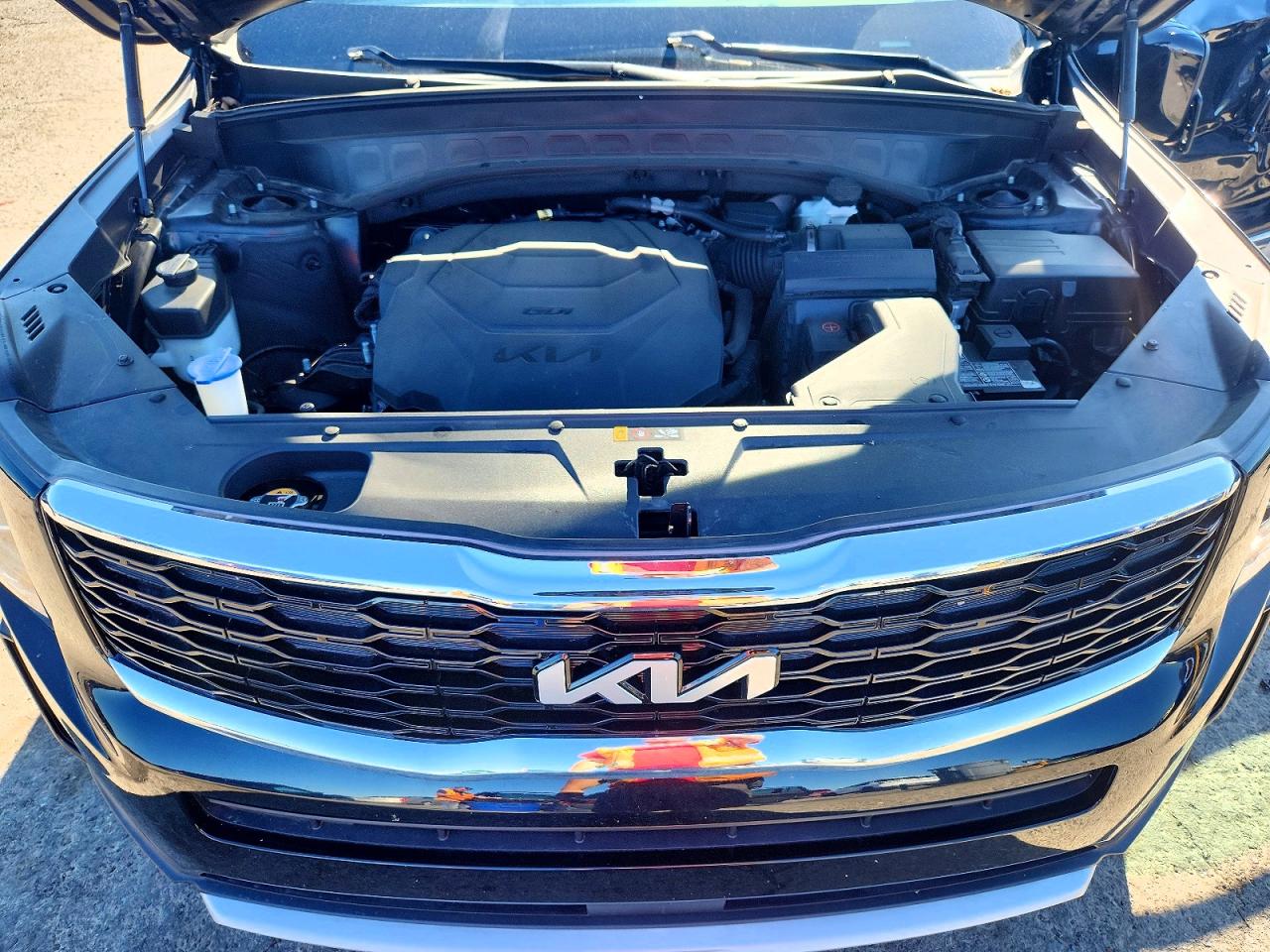 2022 KIA TELLURIDE LX