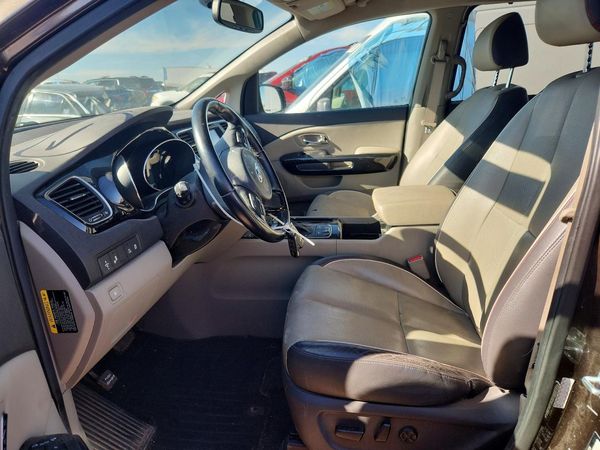 2016 KIA SEDONA EX - Middle level