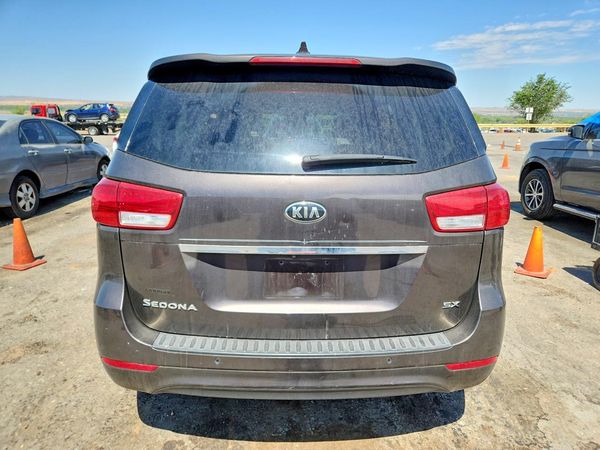 2016 KIA SEDONA EX - Middle level