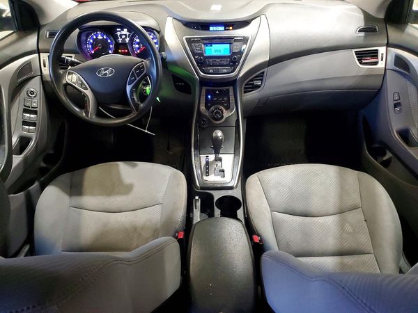 2013 HYUNDAI ELANTRA