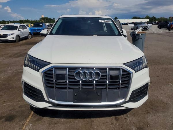 2023 AUDI Q7