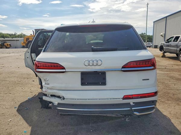 2023 AUDI Q7
