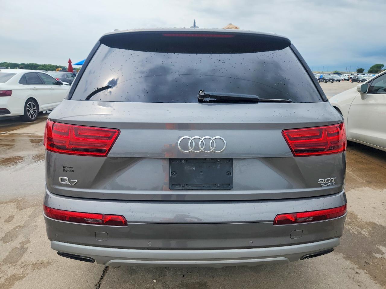 2017 AUDI Q7 quattro Premium
