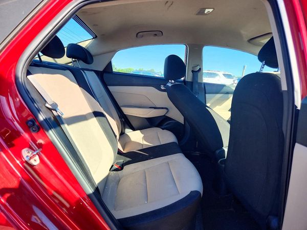 2022 HYUNDAI ACCENT SE, SEL