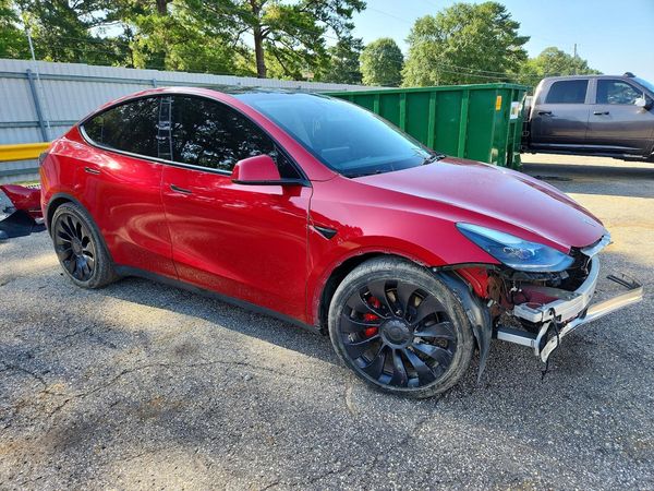 2022 TESLA MODEL Y