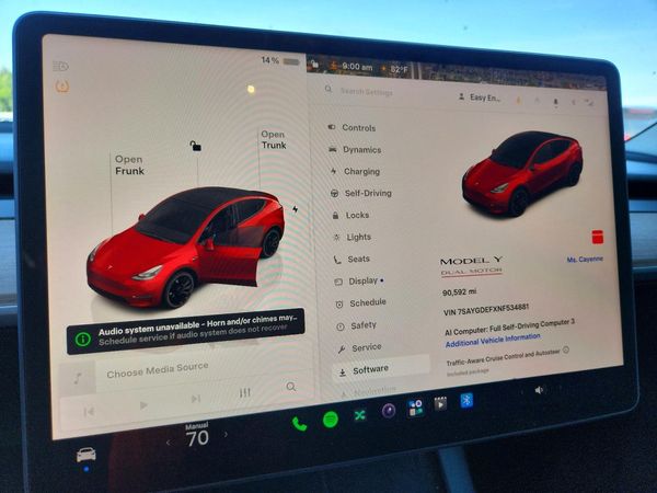 2022 TESLA MODEL Y