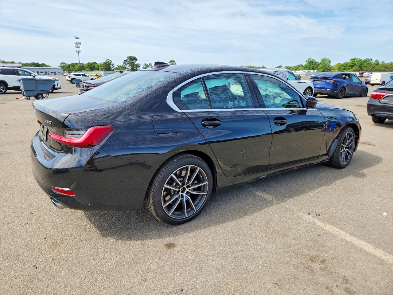 2021 BMW 330XI xDrive