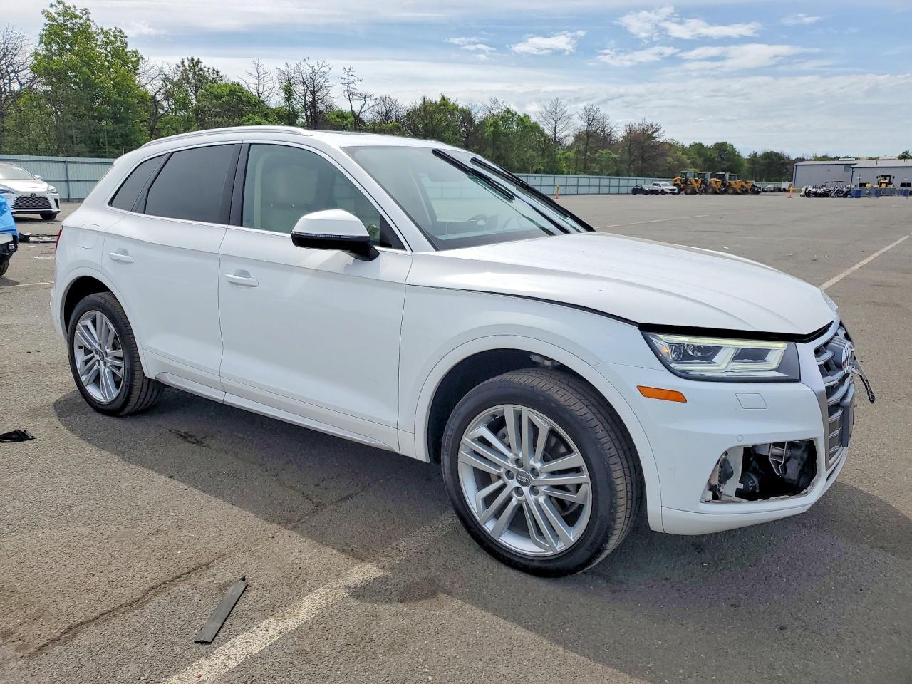 2018 AUDI Q5 quattro Prestige