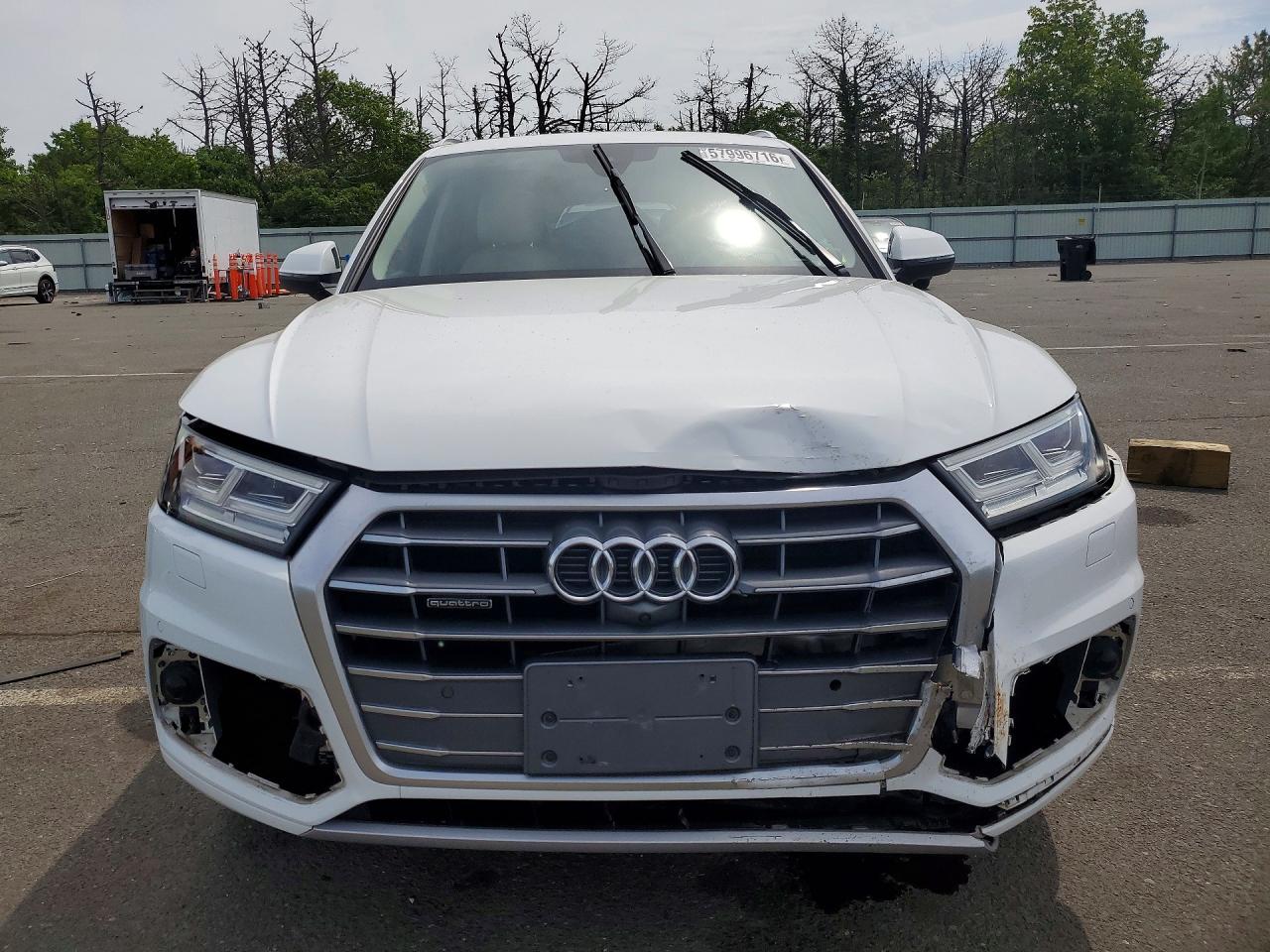 2018 AUDI Q5 quattro Prestige