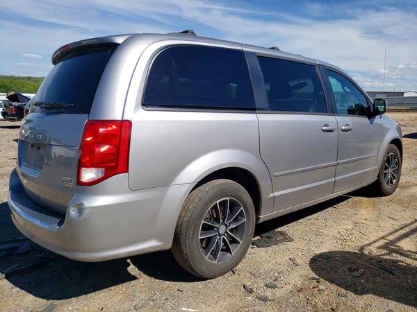 2017 DODGE GRAND CARAVAN GT