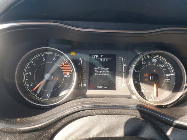 2019 JEEP CHEROKEE LATITUDE 4X4