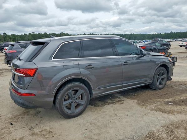2021 AUDI Q7 quattro Premium