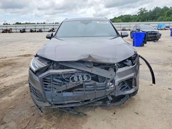 2021 AUDI Q7 quattro Premium