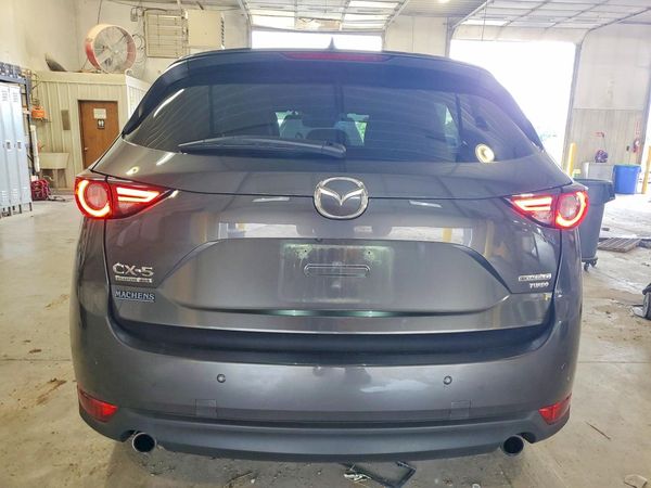 2021 MAZDA CX-5 Signature