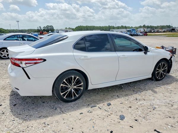 2020 TOYOTA CAMRY