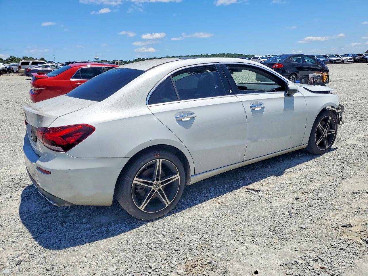 2019 MERCEDES-BENZ A220