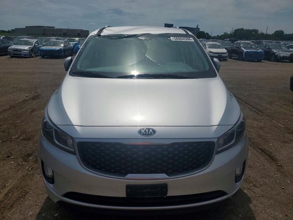 2016 KIA SEDONA EX - Middle level