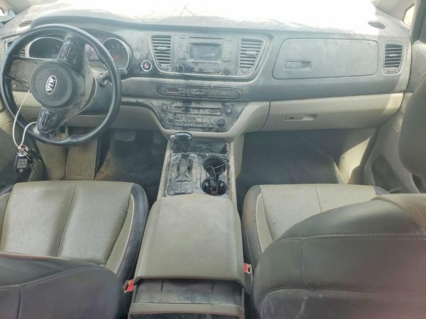 2016 KIA SEDONA EX - Middle level