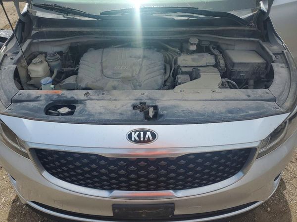 2016 KIA SEDONA EX - Middle level