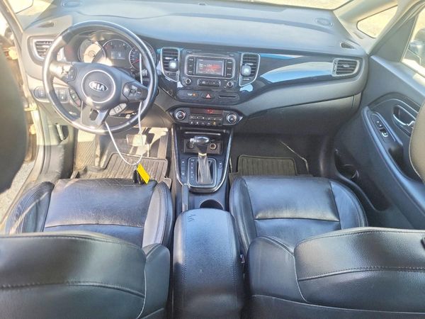 2014 KIA RONDO