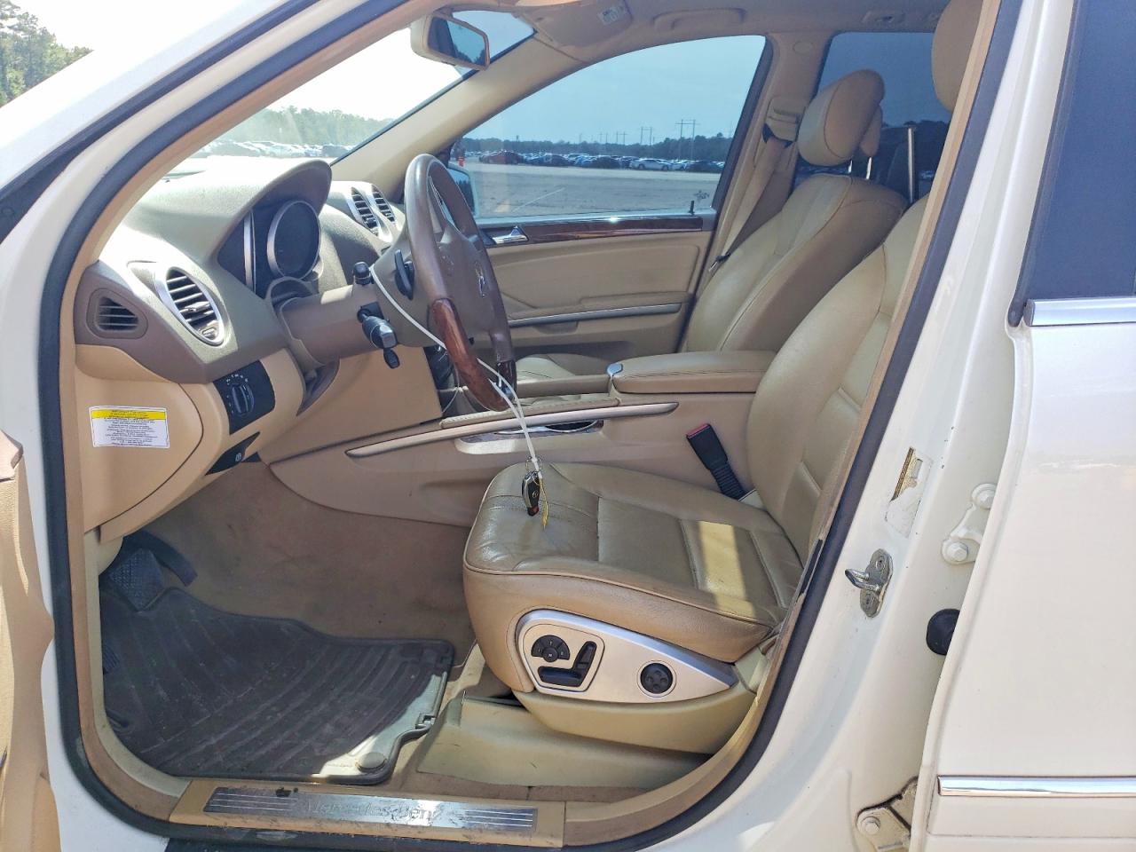 2011 MERCEDES-BENZ ML ML550 4-MATIC