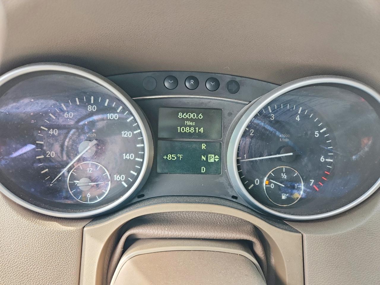 2011 MERCEDES-BENZ ML ML550 4-MATIC