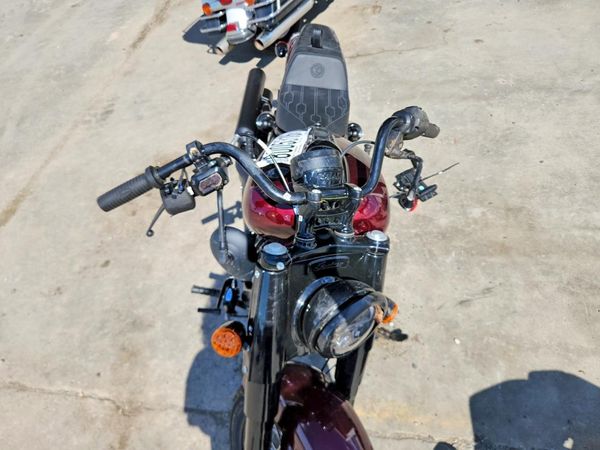 2025 INDIAN MOTORCYCLE CO. MOTORCYCLE