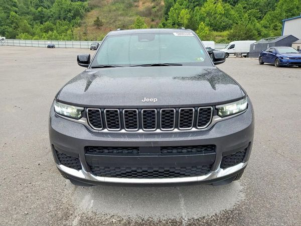 2024 JEEP GRAND CHEROKEE Laredo