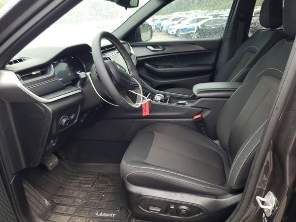 2024 JEEP GRAND CHEROKEE Laredo