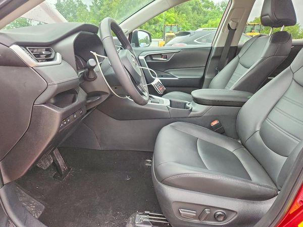 2025 TOYOTA RAV4