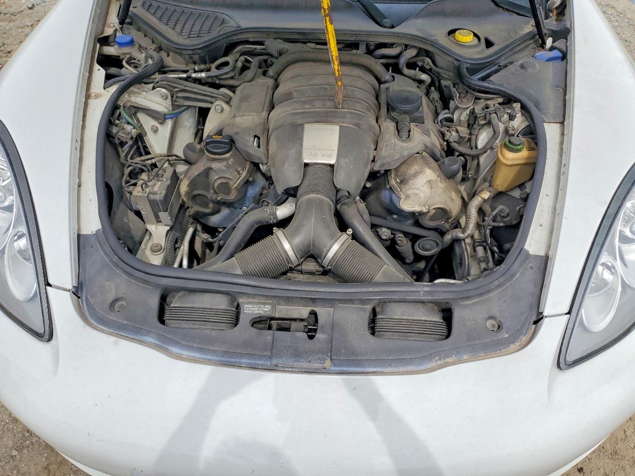 2013 PORSCHE PANAMERA Base (2WD), 4 (4WD)