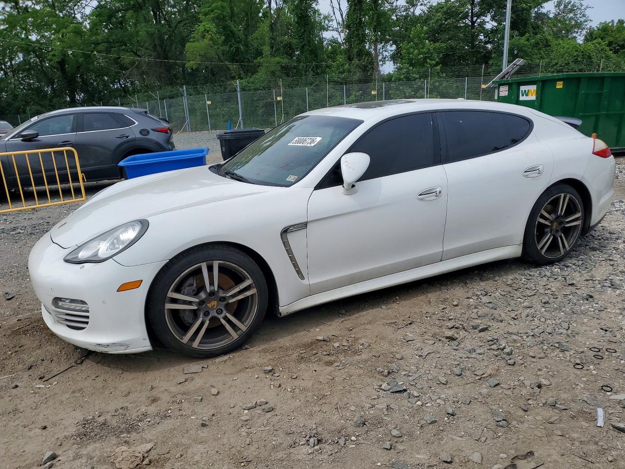 2013 PORSCHE PANAMERA Base (2WD), 4 (4WD)