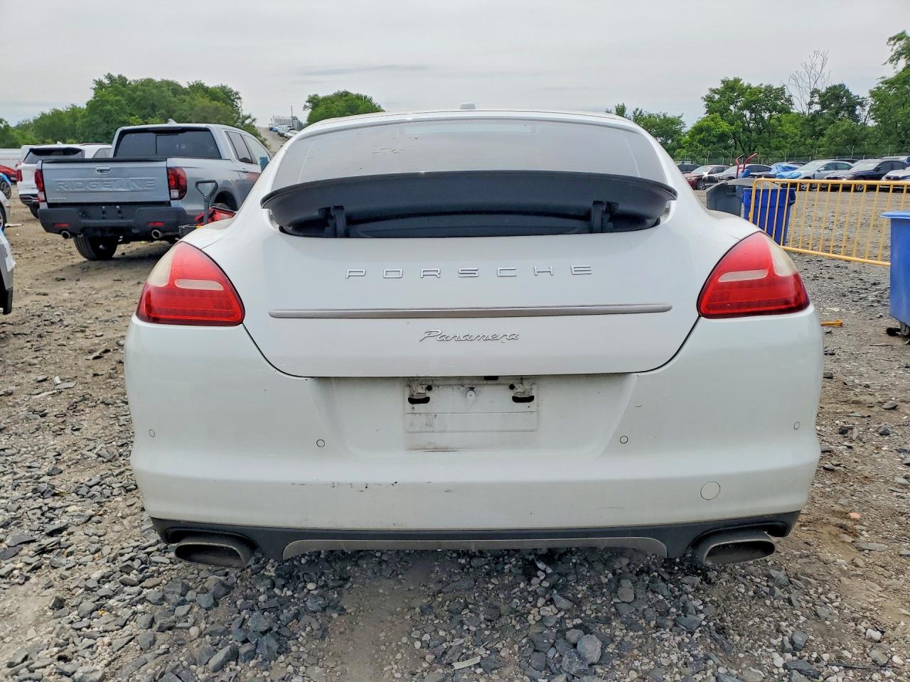 2013 PORSCHE PANAMERA Base (2WD), 4 (4WD)