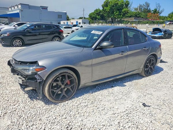 2019 ALFA ROMEO GIULIA AWD