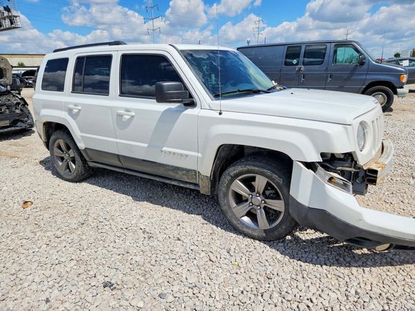 2015 JEEP PATRIOT LATITUDE 4X4