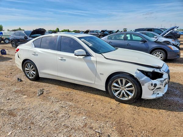 2017 INFINITI Q50