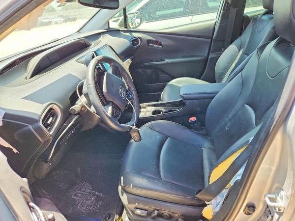 2020 TOYOTA PRIUS — DENT