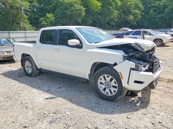 2023 NISSAN FRONTIER Crew Cab