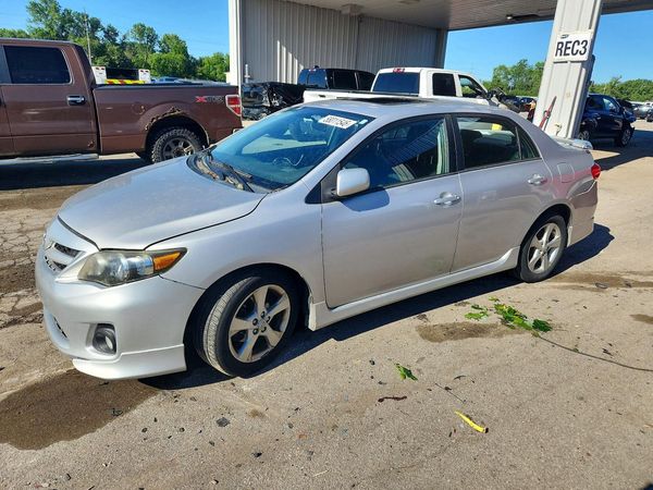 2012 TOYOTA COROLLA