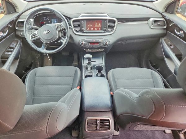 2020 KIA SORENTO L, LX, S