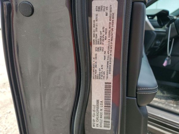 2024 JEEP GRAND CHEROKEE L LAREDO 4X4