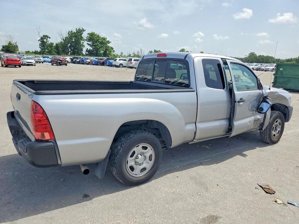 2015 TOYOTA TACOMA Delux Grade