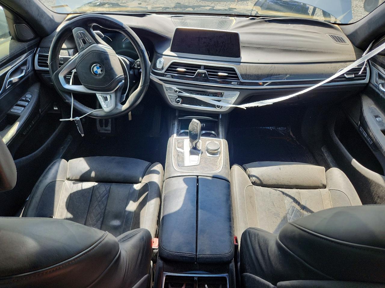 2016 BMW 750 xDrive