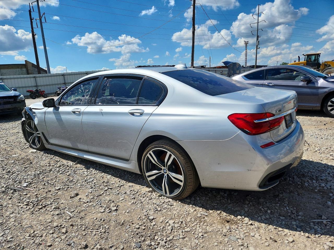 2016 BMW 750 xDrive