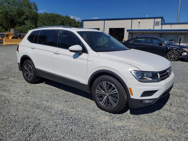 2018 VOLKSWAGEN TIGUAN SE, SEL